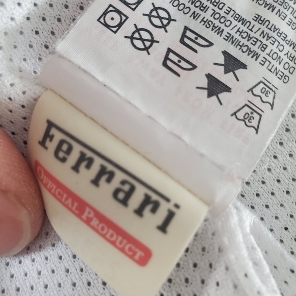 Womans puma FERRARI zip up - Picture 3 of 14